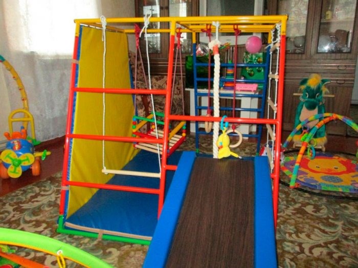 Спортивный комплекс с горкой